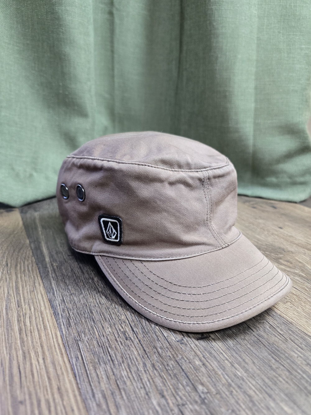 Y2K Volcom Scout 216VP Military Style Hat- Tan